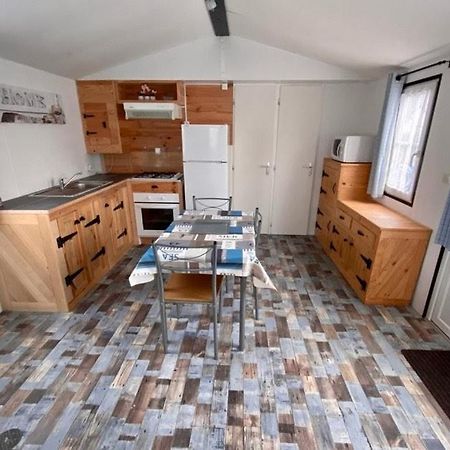 Mobilhome Emplacement 21 Biville-sur-Mer Zewnętrze zdjęcie